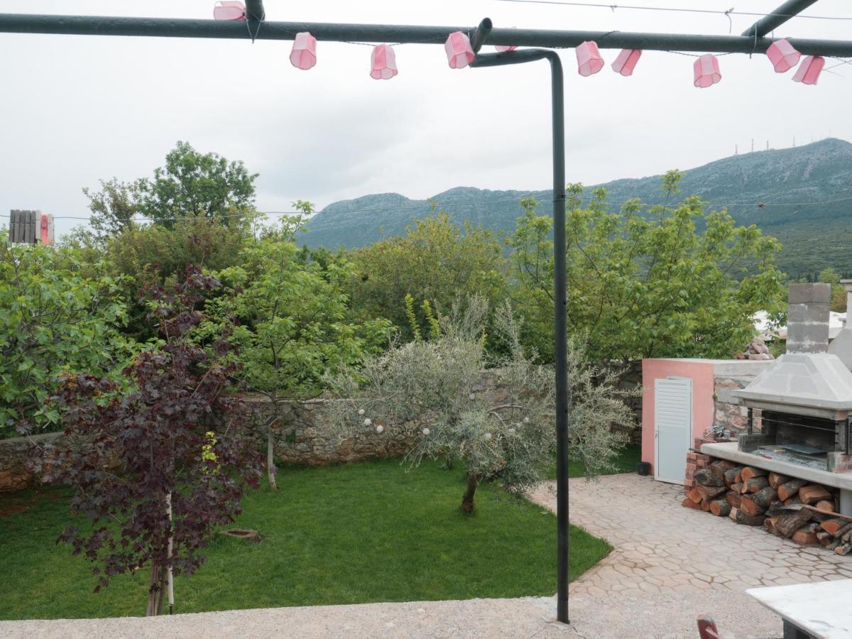 Vintage Stone-Built Country Cottage In Richea Kouloureika Luaran gambar